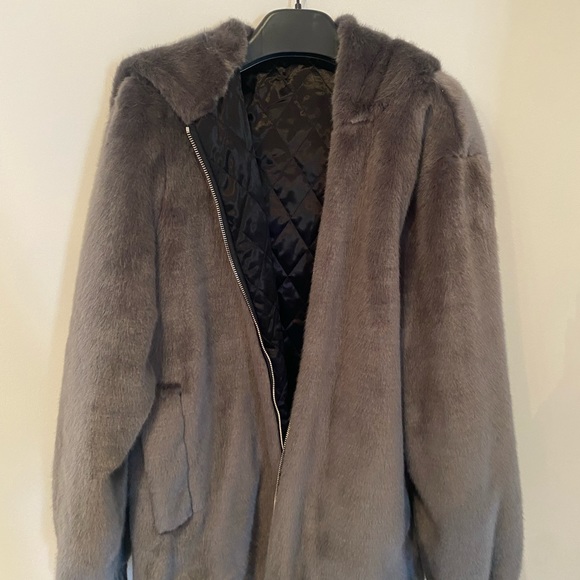 Helmet Lang - Picture 2 of 2